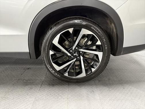 2023 Mitsubishi Outlander PHEV SE S-AWC
