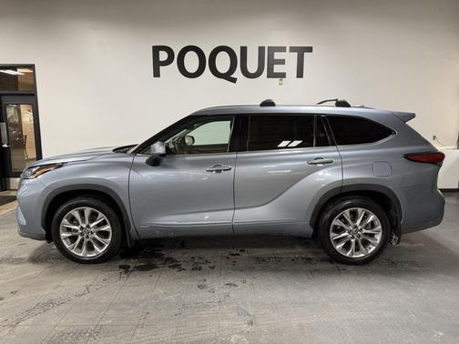 2022 Toyota Highlander Hybrid Limited