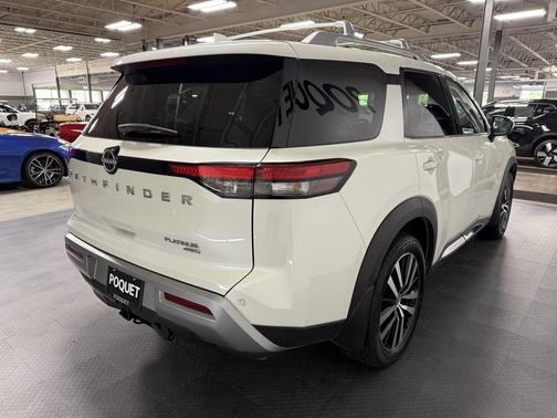 2023 Nissan Pathfinder Platinum