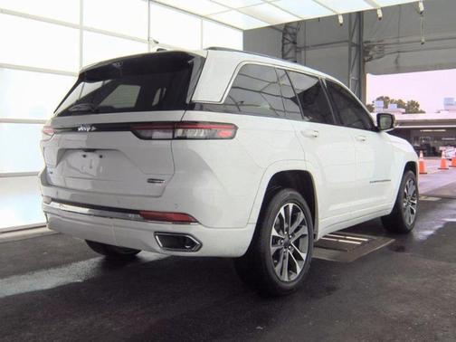 2024 Jeep Grand Cherokee 4xe Overland