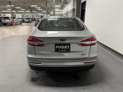 2020 Ford Fusion Hybrid SE