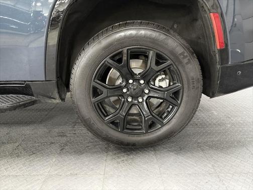 2023 Jeep Wagoneer Series II Carbide 4x4