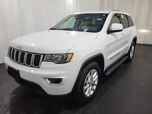 2022 Jeep Grand Cherokee Laredo