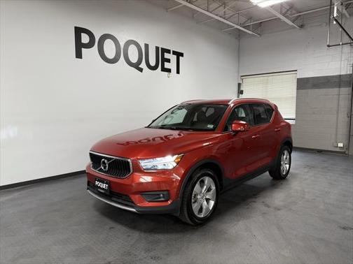 2019 Volvo XC40 T5 Momentum