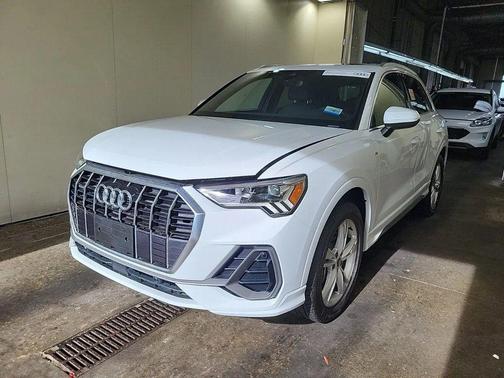 2023 Audi Q3 45 S line Premium Plus