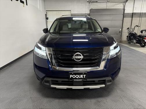 2024 Nissan Pathfinder SL 4WD
