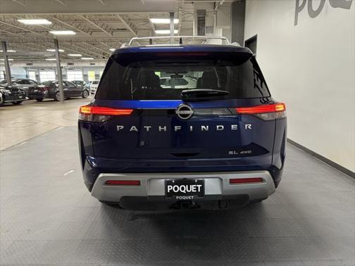 2024 Nissan Pathfinder SL 4WD