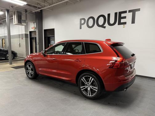 2020 Volvo XC60 T6 Momentum