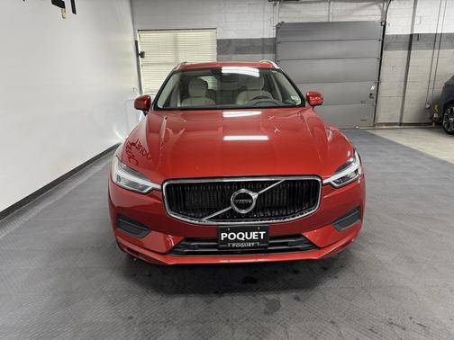 2020 Volvo XC60 T6 Momentum