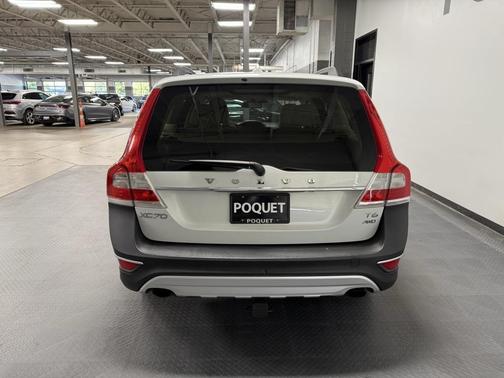 2015 Volvo XC70 T6 Premier Plus