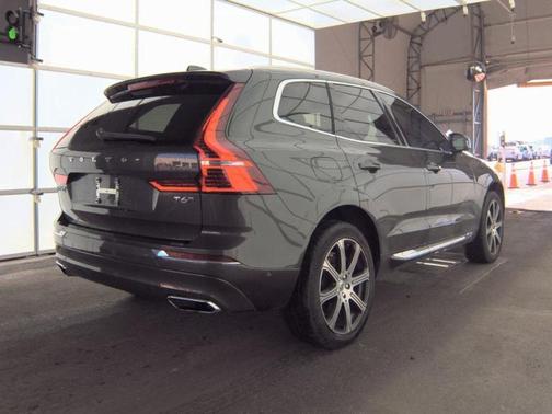 2021 Volvo XC60 T6 Inscription