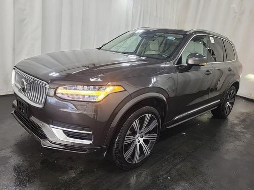Platinum Grey Metallic 2023 Volvo XC90 Recharge Plug-In Hybrid T8 Plus Bright Theme 7 Passenger