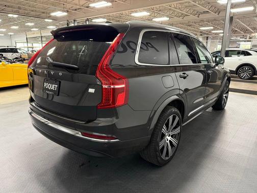 Platinum Grey Metallic 2023 Volvo XC90 Recharge Plug-In Hybrid T8 Plus Bright Theme 7 Passenger
