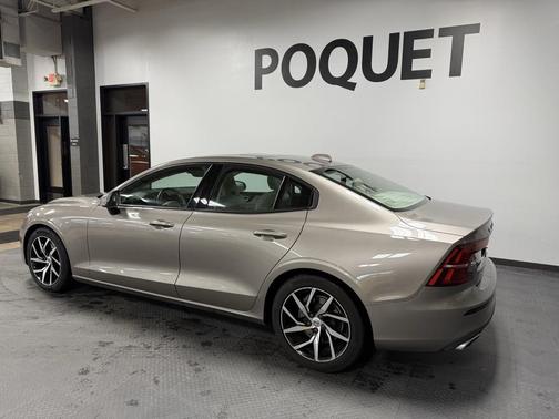 2020 Volvo S60 T5 Momentum