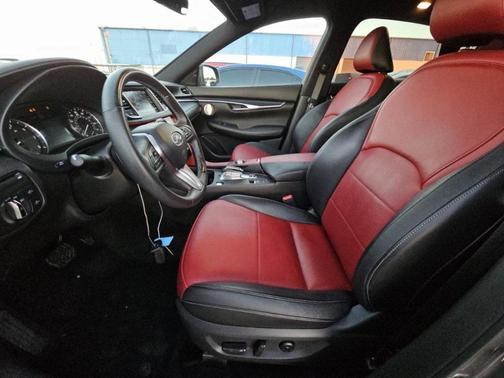 2023 INFINITI QX50 SPORT