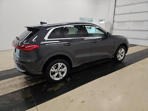 2025 Audi Q5 2.0T Premium