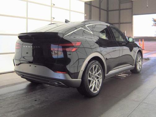 2024 Genesis GV60 Advanced