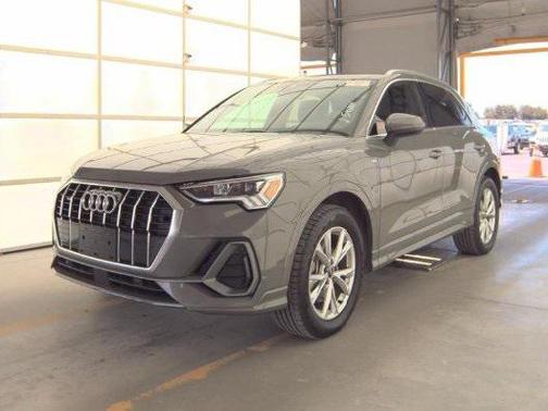 2023 Audi Q3 Premium