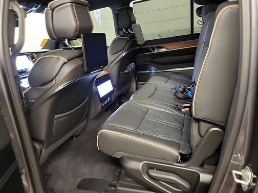 Baltic Gray Metallic Clearcoat 2024 Jeep Grand Wagoneer L Series III