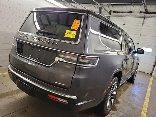 Baltic Gray Metallic Clearcoat 2024 Jeep Grand Wagoneer L Series III