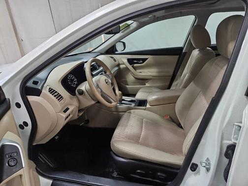 2016 Nissan Altima 2.5 SV