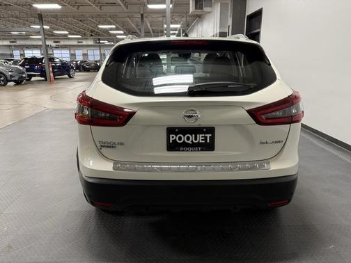 2022 Nissan Rogue Sport SL