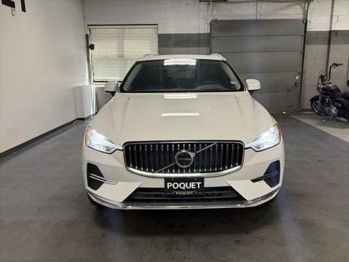 2022 Volvo XC60 B5 Inscription