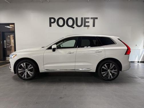 2022 Volvo XC60 B5 Inscription