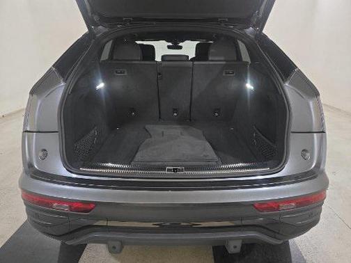 2022 Audi Q5 45 S line Premium Plus