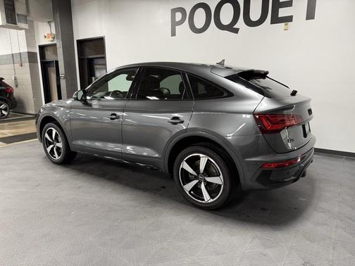 2022 Audi Q5 45 S line Premium Plus