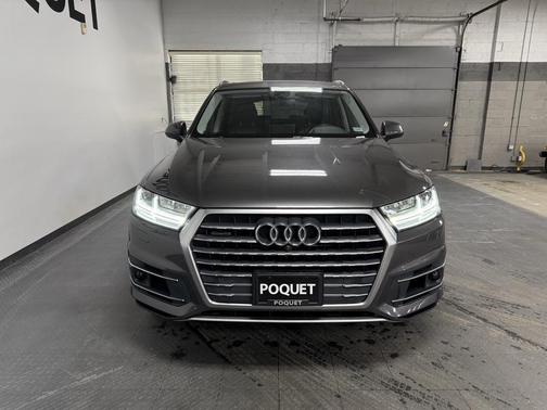 2019 Audi Q7 55 Premium Plus