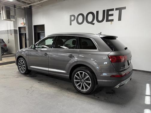 2019 Audi Q7 55 Premium Plus