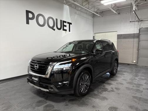 2024 Nissan Pathfinder SL 4WD