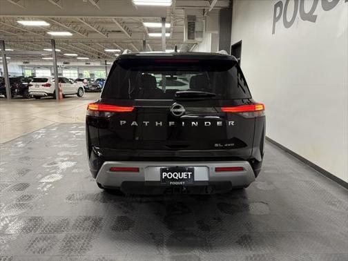 2024 Nissan Pathfinder SL 4WD
