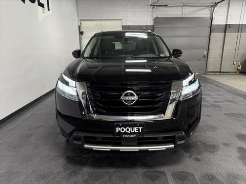 2024 Nissan Pathfinder SL 4WD