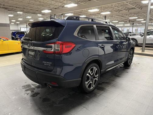 2023 Subaru Ascent Limited 8-Passenger