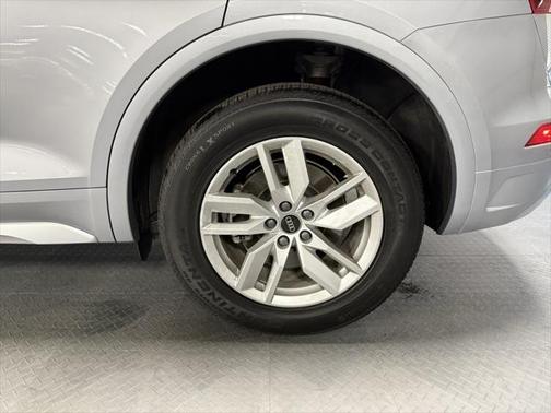 2024 Audi Q5 45 S line Premium