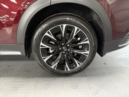 2024 Mazda CX-90 PHEV Premium Plus