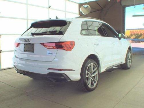 2022 Audi Q3 45 S line Premium Plus