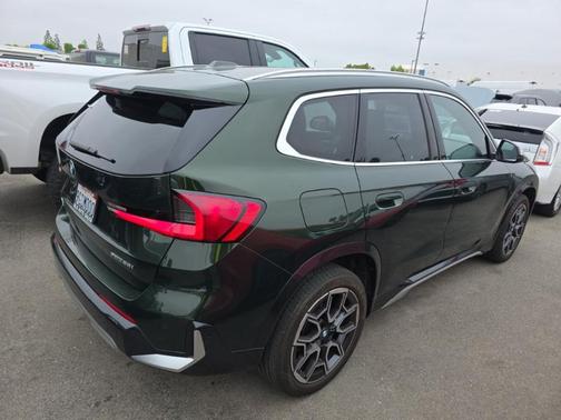 San Remo Green Metallic 2023 BMW X1 xDrive28i