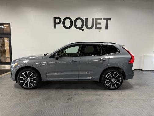 2024 Volvo XC60 B5 Plus Dark Theme