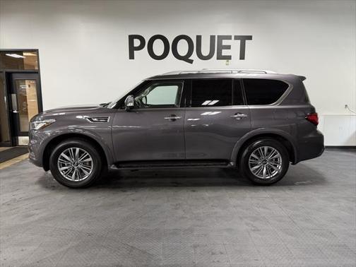 2022 INFINITI QX80 Luxe