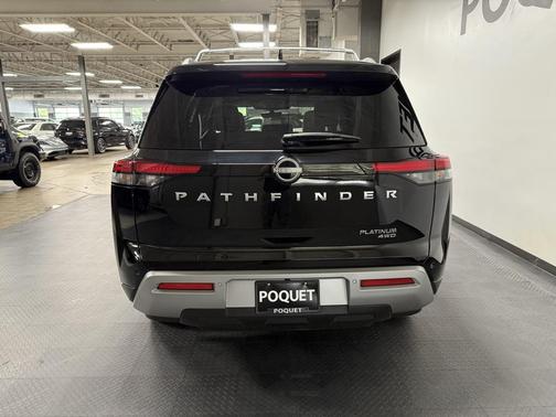 2024 Nissan Pathfinder Platinum