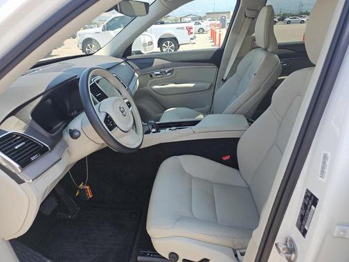 2023 Volvo XC90 B6 Plus 7-Seater
