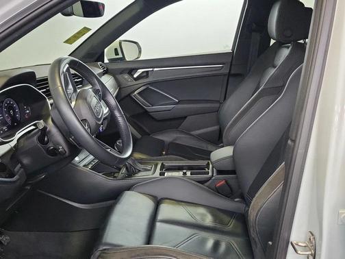 2020 Audi Q3 45 S line Premium Plus