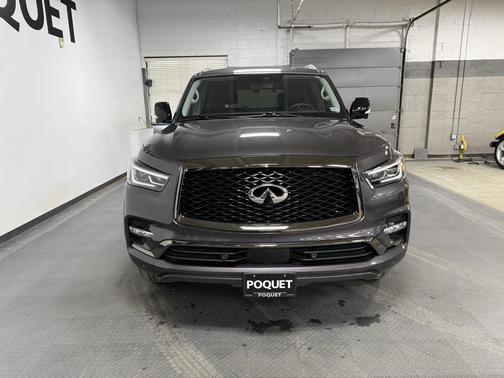 2023 INFINITI QX80 Premium Select