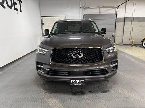2023 INFINITI QX80 Premium Select