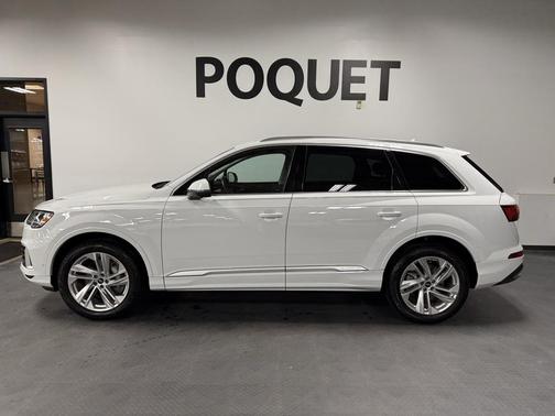 2022 Audi Q7 55 Premium Plus
