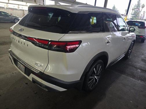 2023 INFINITI QX60 SENSORY