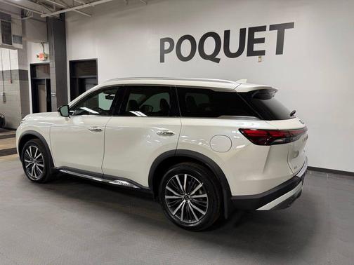 2023 INFINITI QX60 SENSORY